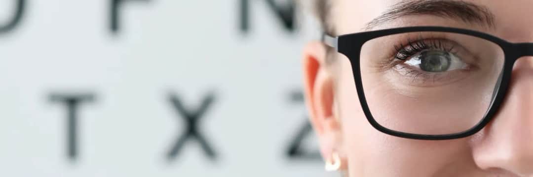 Jakie okulary po operacji zaćmy? Kluczowe informacje dla pacjentów