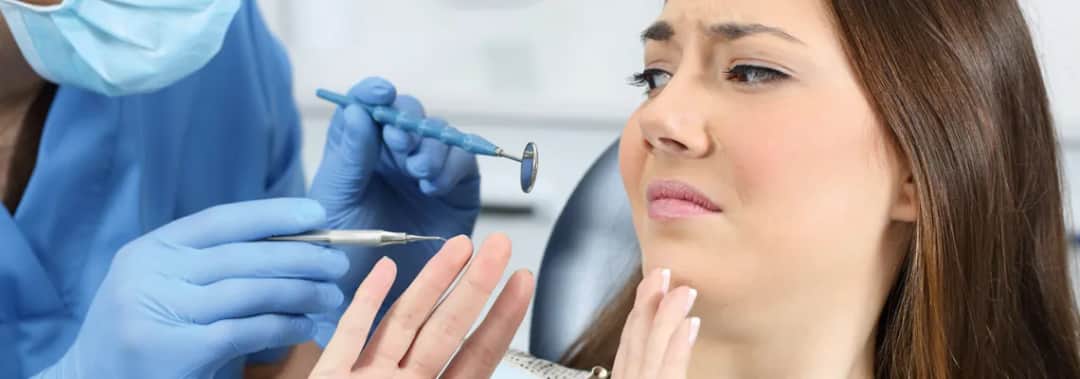 Jak pozbyć się odruchu wymiotnego u dentysty i czuć się komfortowo