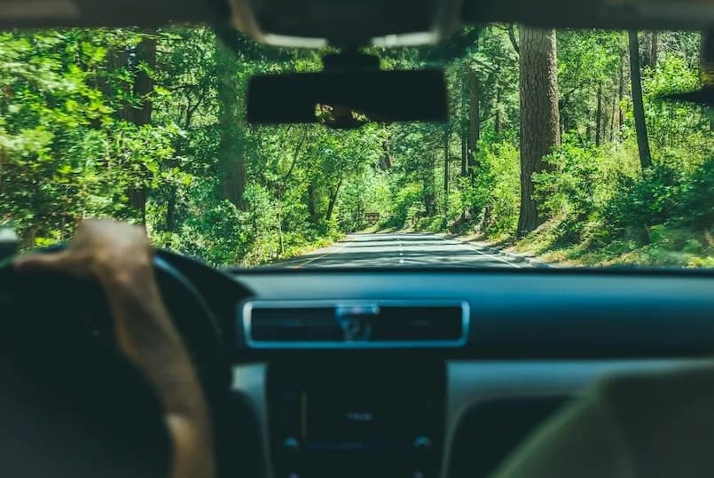 Czy po operacji zaćmy można prowadzić samochód? Ważne informacje i porady