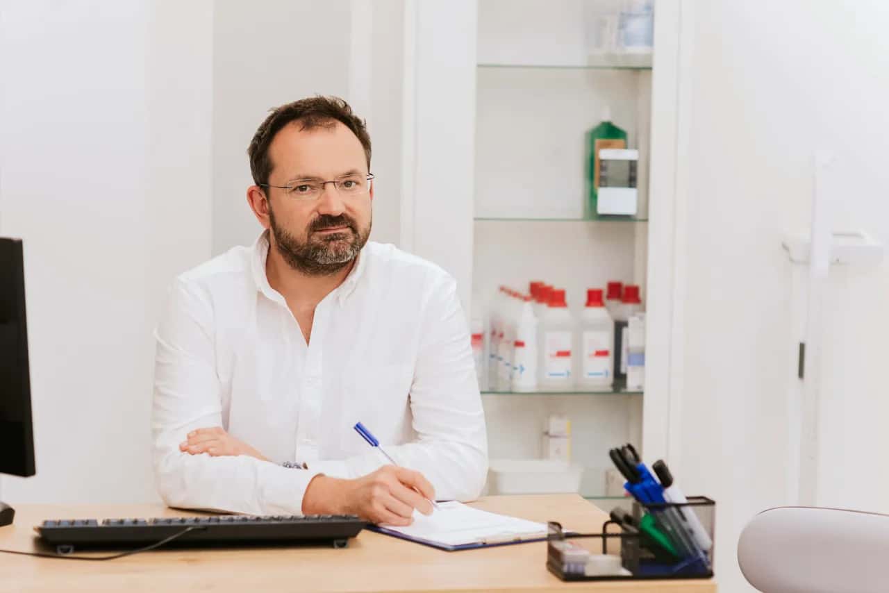 Gdzie przyjmuje urolog Antoniewicz? Sprawdź lokalizacje w Warszawie