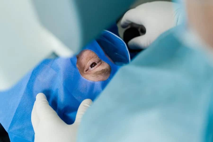 Czy warto zrobić laserową korekcję wzroku? Odkryj prawdę i oszczędności