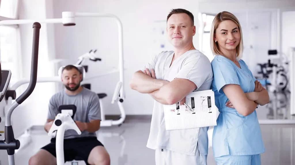 Studia magisterskie fizjoterapia do kiedy - nie przegap terminów rekrutacji