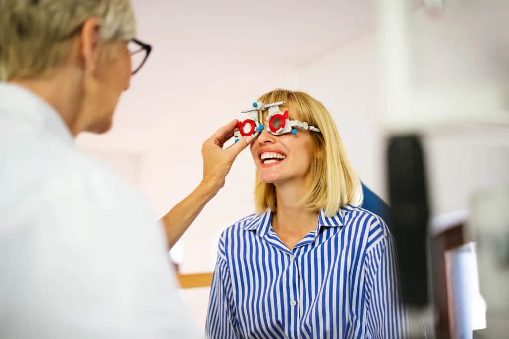 Jak skorygować astygmatyzm? Sprawdzone metody poprawy widzenia