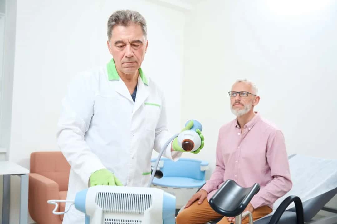 Co bada urolog? Dowiedz się, co może ujawnić Twoje badanie