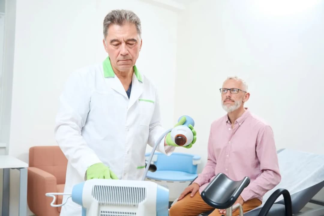 Co bada urolog? Dowiedz się, co może ujawnić Twoje badanie